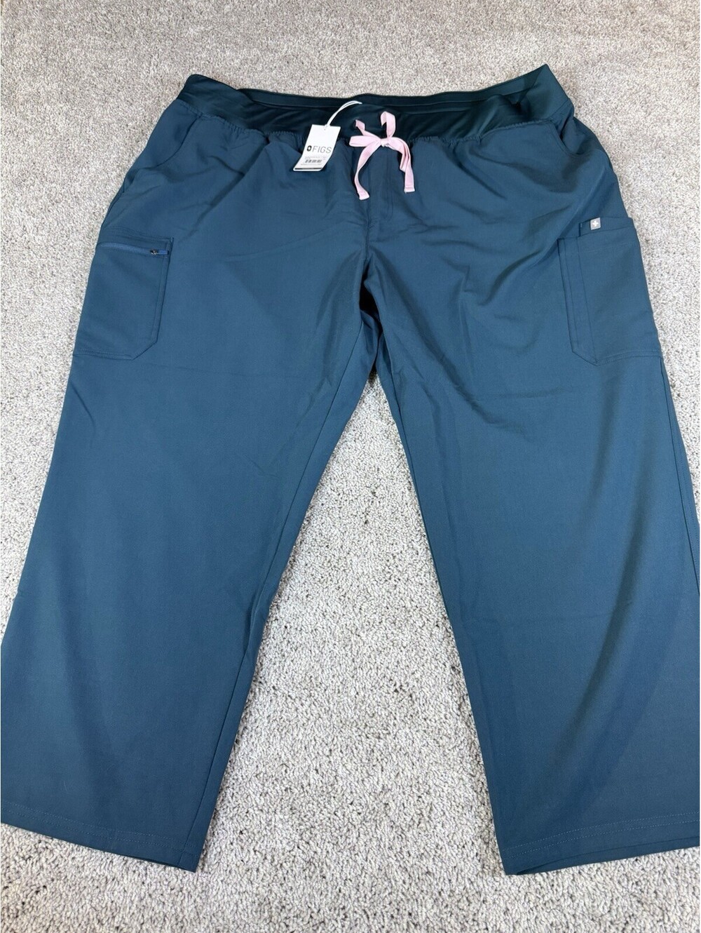 NWT Figs Women’s Scrub Pants Size 6XL Petite Yola Yoga Blue